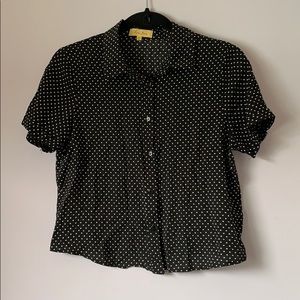 SALE✨🖤🤍 Polka-dot Collared Button-Up 🖤🤍